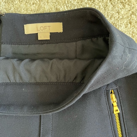 Loft lined skirt size 4 - Picture 6 of 7